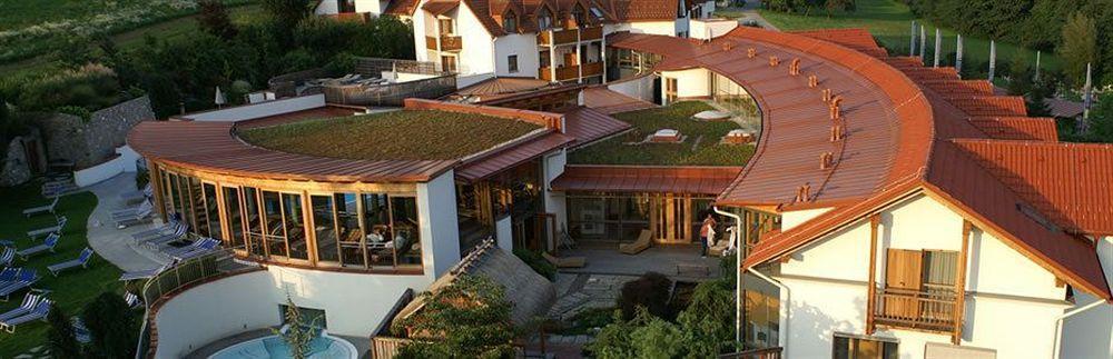 Ayurveda Resort Mandira Бад-Вальтерсдорф Екстер'єр фото